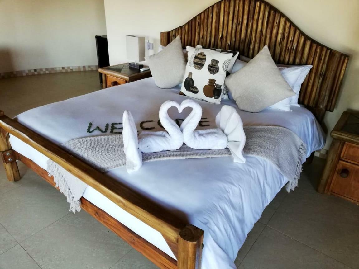 Golden Impalas Bush Resort Hammanskraal Exterior photo